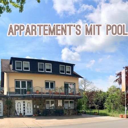 Residenz Moselzauber - Ferienwohnungen Mit Pool Landschaft Ernst Exteriör bild