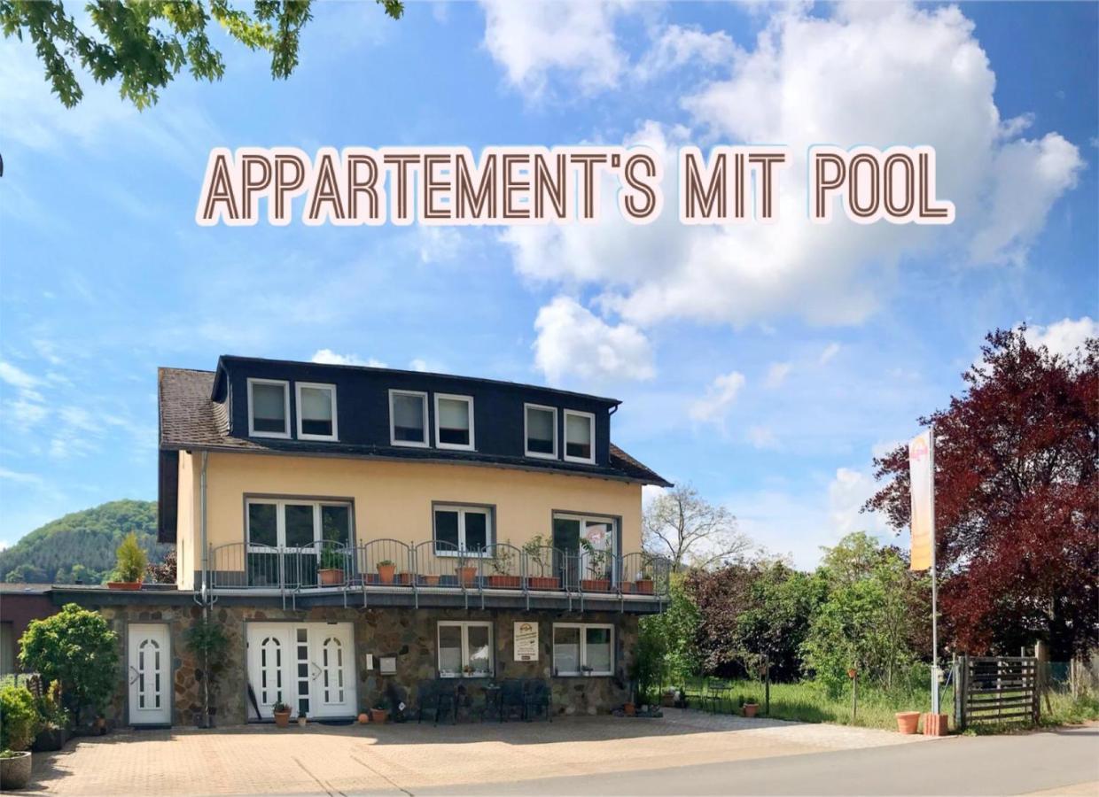 Residenz Moselzauber - Ferienwohnungen Mit Pool Landschaft Ernst Exteriör bild