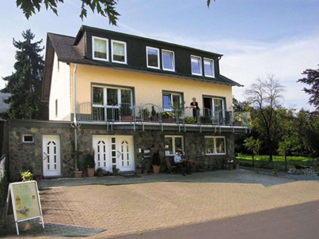 Residenz Moselzauber - Ferienwohnungen Mit Pool Landschaft Ernst Exteriör bild