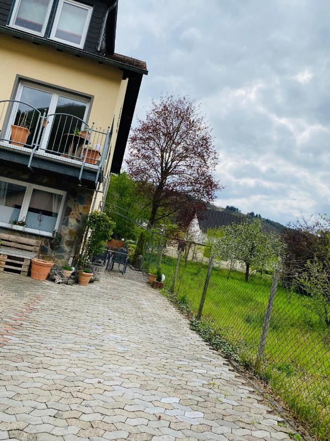 Residenz Moselzauber - Ferienwohnungen Mit Pool Landschaft Ernst Exteriör bild